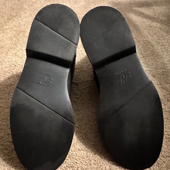 Roger Vivier Chelsea Boots 9.5 - Picture 3 of 3